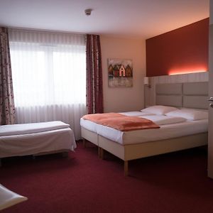 Dreibettzimmer